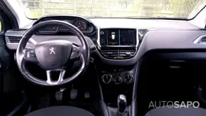 Peugeot 208 1.2 PureTech Allure de 2018