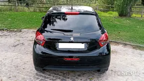 Peugeot 208 1.2 PureTech Allure de 2018