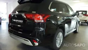 Mitsubishi Outlander de 2020