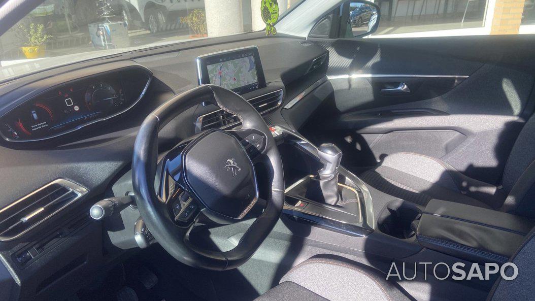 Peugeot 3008 1.6 BlueHDi Active de 2017