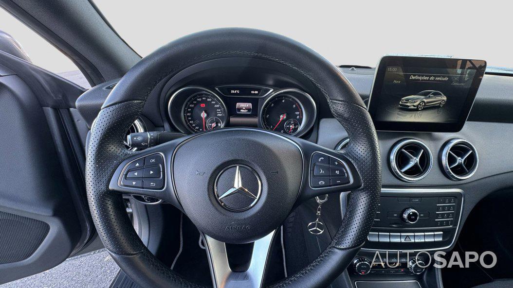 Mercedes-Benz Classe CLA 200 d Urban de 2016