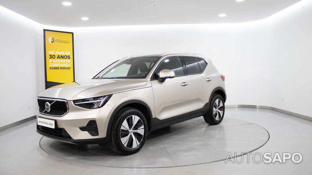 Volvo XC40 1.5 T2 Momentum Core de 2023