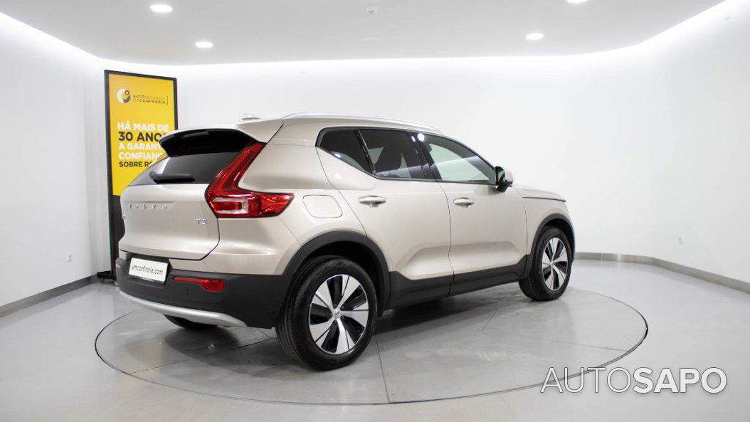 Volvo XC40 1.5 T2 Momentum Core de 2023