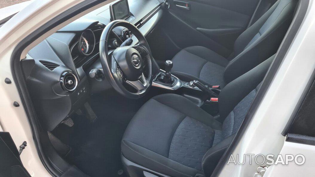 Mazda 2 de 2016