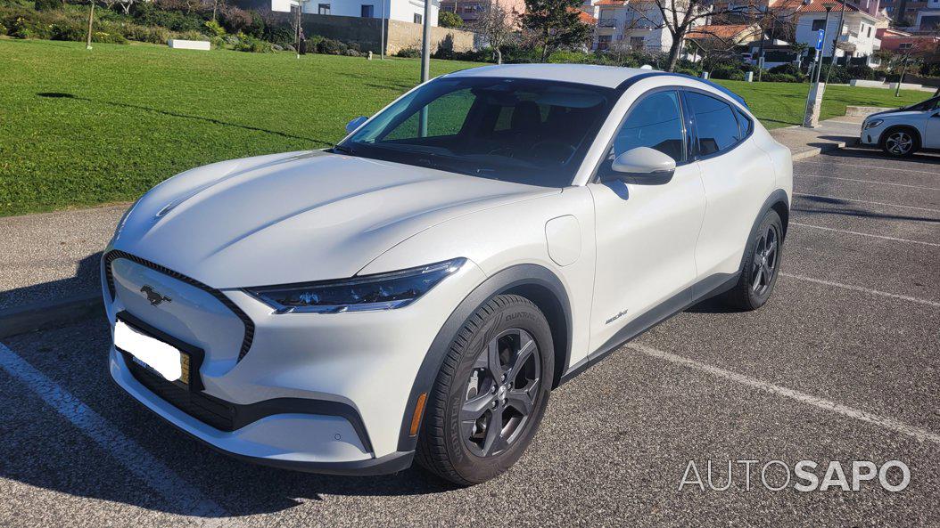 Ford Mustang Mach-E RWD de 2022