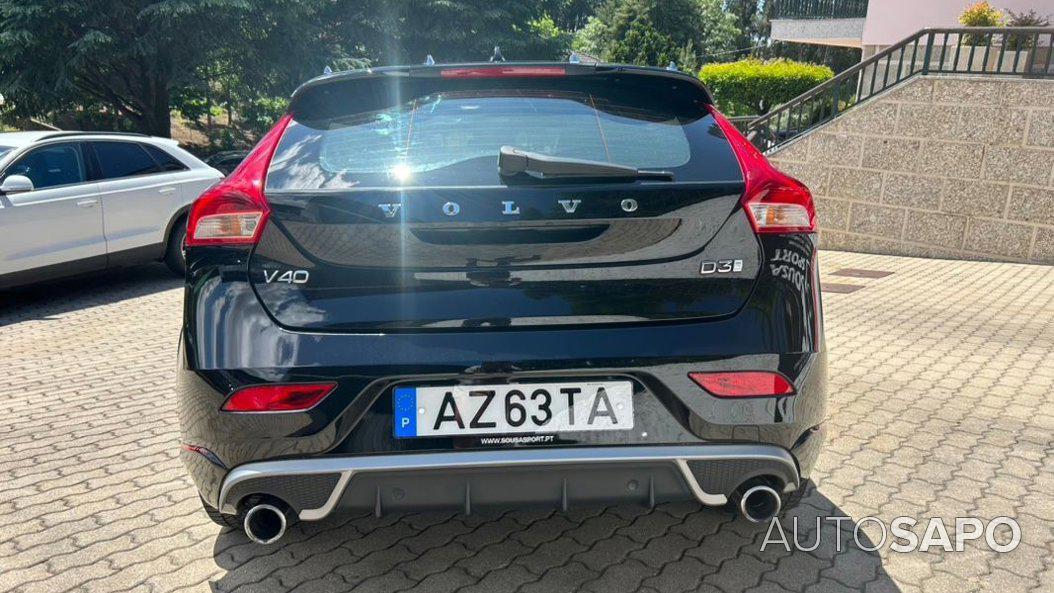 Volvo V40 2.0 D3 R-Design Momentum de 2017