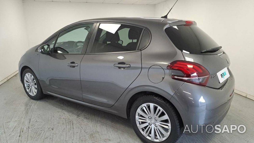 Peugeot 208 1.2 PureTech Life Signature de 2019