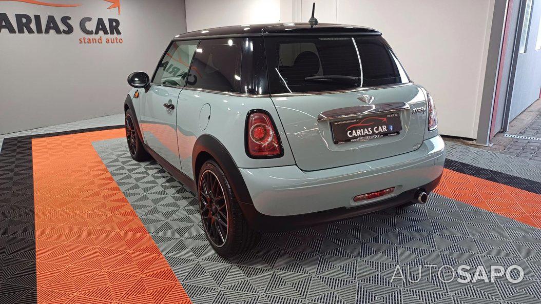 MINI One de 2011