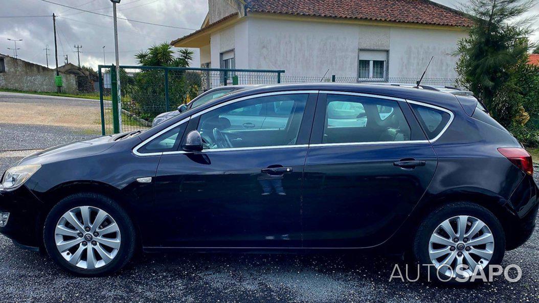 Opel Astra de 2011