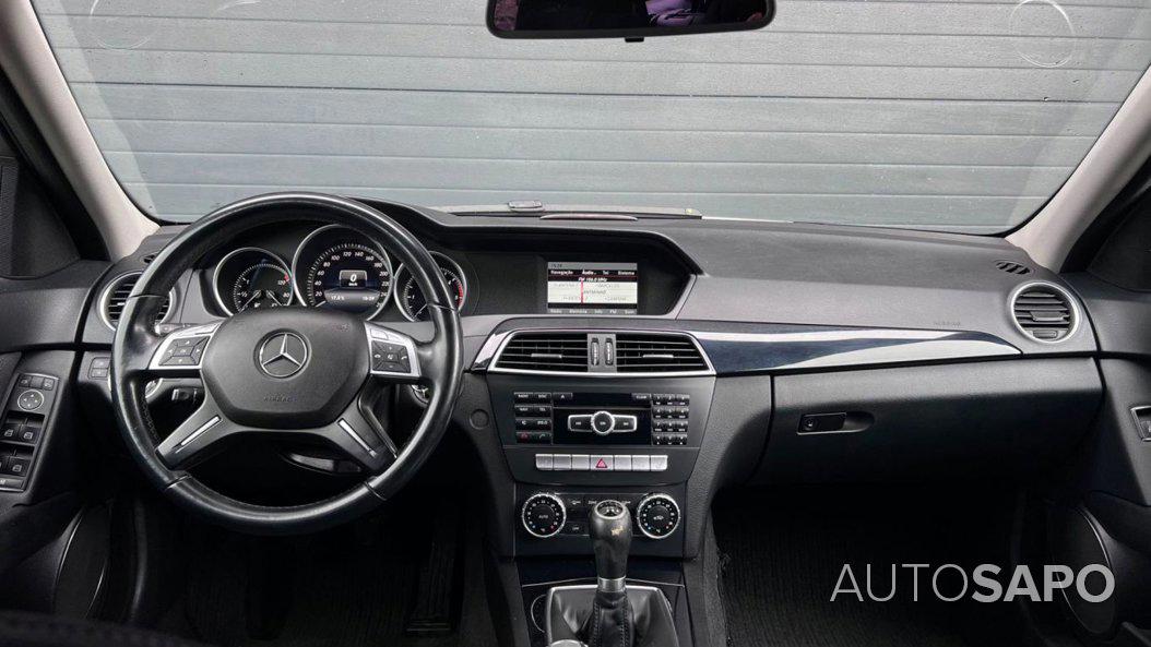 Mercedes-Benz Classe C 220 CDi Avantgarde BE de 2013