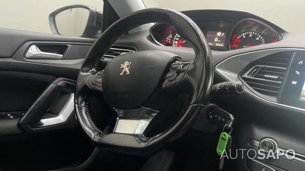 Peugeot 308 1.5 BlueHDi Allure Pack EAT8 de 2018