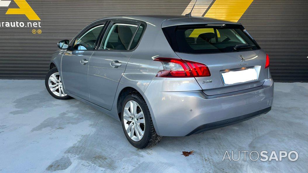 Peugeot 308 1.2 PureTech Active Pack de 2020