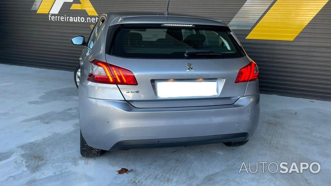 Peugeot 308 1.2 PureTech Active Pack de 2020