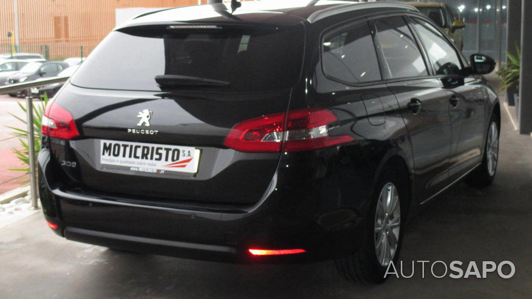 Peugeot 308 1.2 PureTech Style de 2019