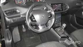 Peugeot 308 1.2 PureTech Style de 2019