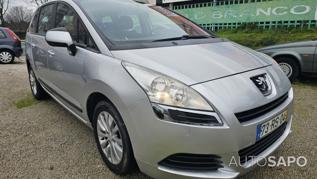 Peugeot 5008 1.6 HDi 7L Active de 2012