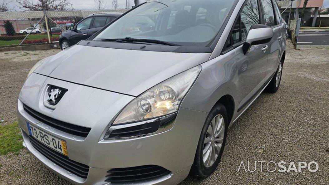 Peugeot 5008 1.6 HDi 7L Active de 2012