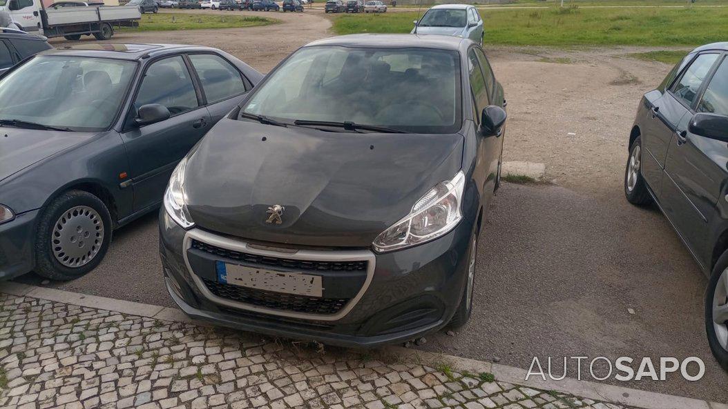 Peugeot 208 1.2 PureTech Allure de 2016