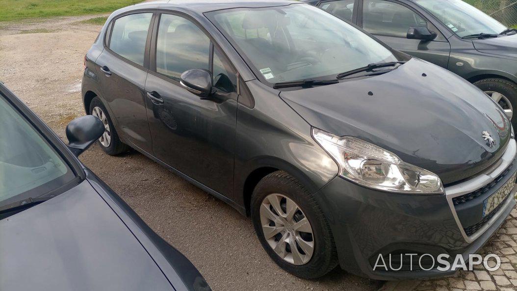 Peugeot 208 1.2 PureTech Allure de 2016