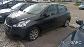 Peugeot 208 1.2 PureTech Allure de 2016