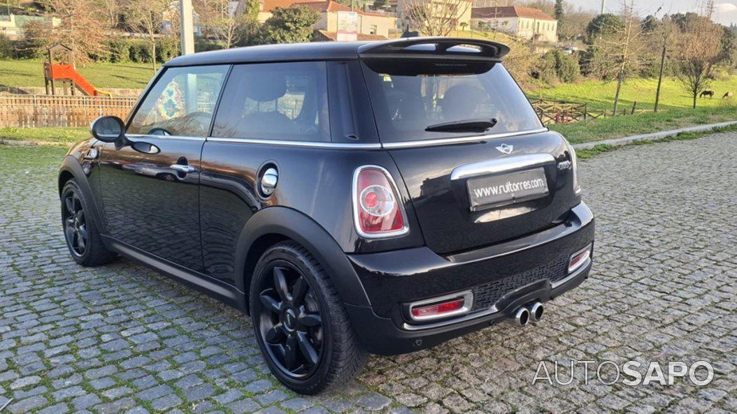 MINI Cooper de 2010