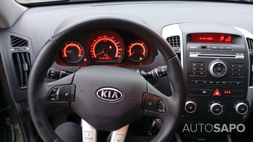 Kia Ceed 1.6 CRDi EX Eco de 2012