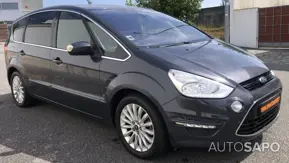 Ford S-Max 2.0 TDCi Titanium 7L 139g de 2014