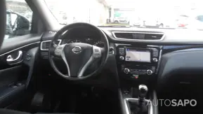 Nissan Qashqai 1.5 dCi N-Connecta 18 de 2015