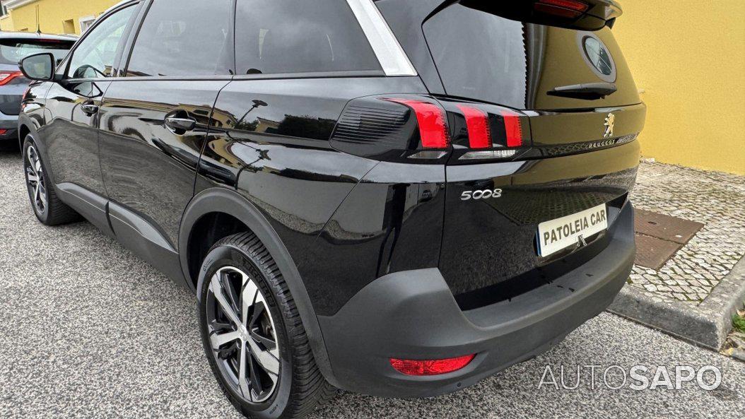 Peugeot 5008 1.2 PureTech Allure EAT8 de 2020