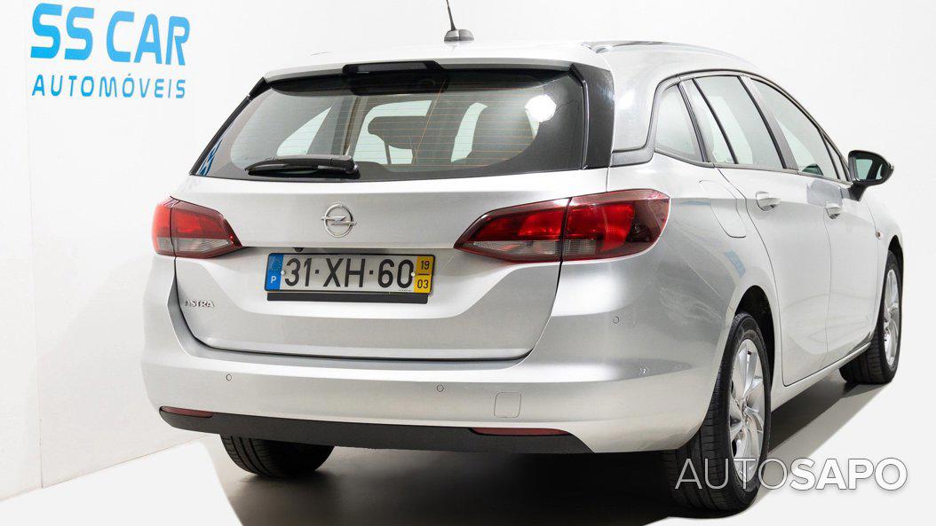 Opel Astra de 2019