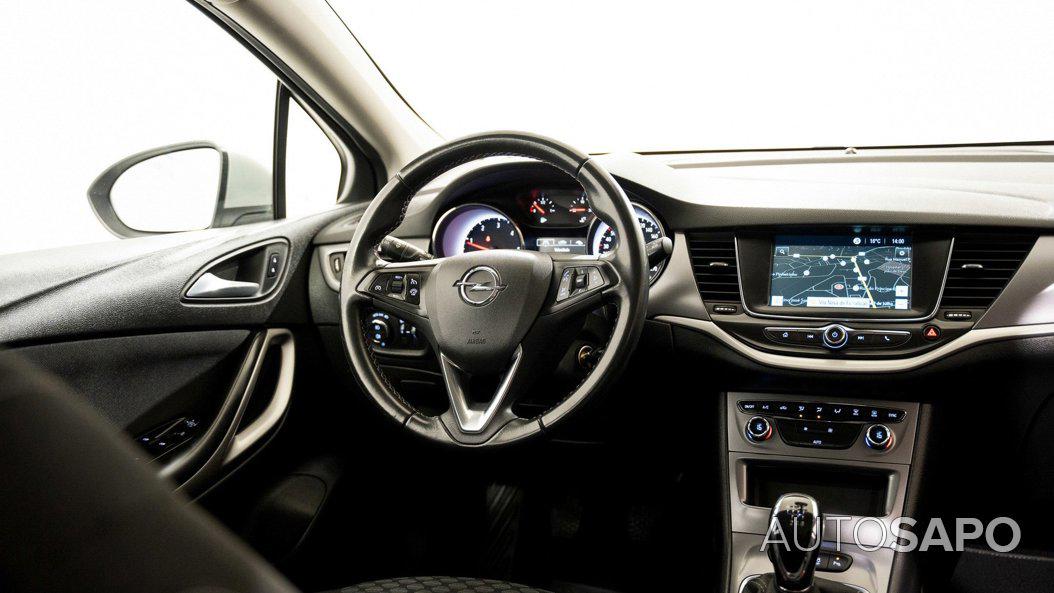 Opel Astra de 2019