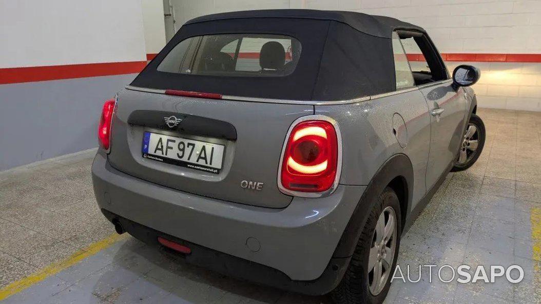 MINI Cabrio de 2021