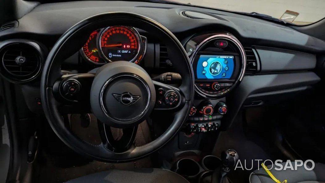 MINI Cabrio de 2021