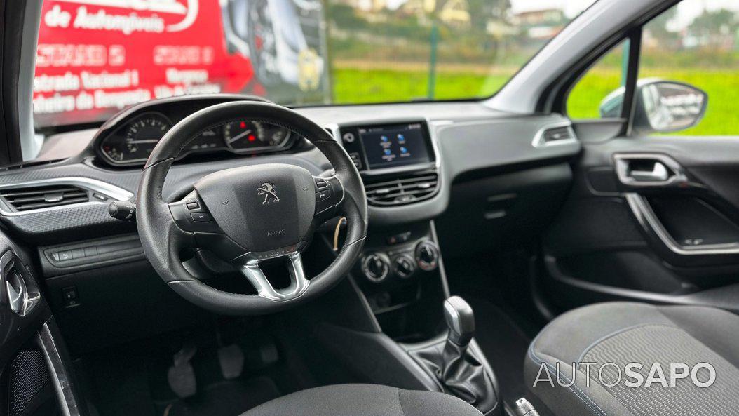 Peugeot 208 1.2 PureTech Style de 2018