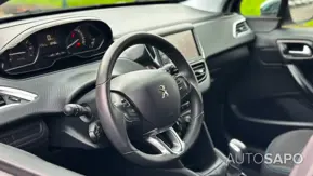 Peugeot 208 1.2 PureTech Style de 2018