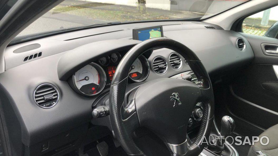 Peugeot 308 1.6 HDi Active de 2013