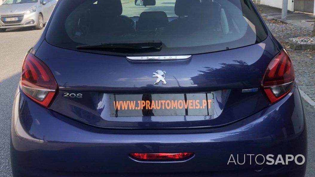 Peugeot 208 1.6 Blue HDI Style de 2013