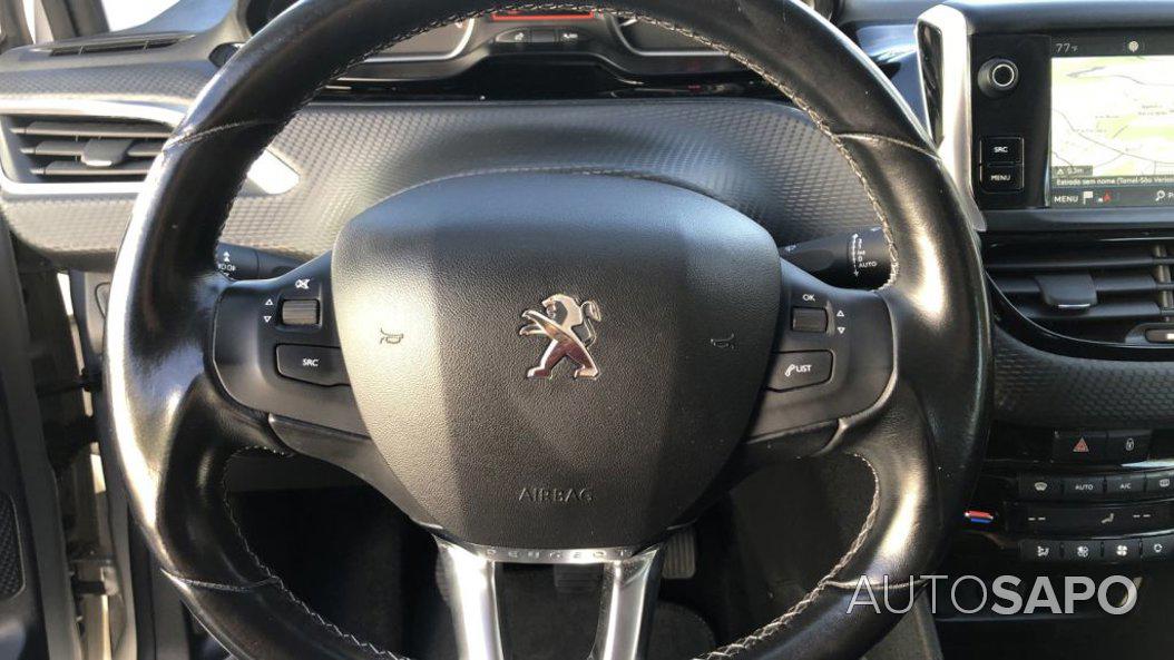 Peugeot 208 1.2 PureTech Allure de 2018