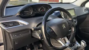 Peugeot 208 1.2 PureTech Allure de 2018