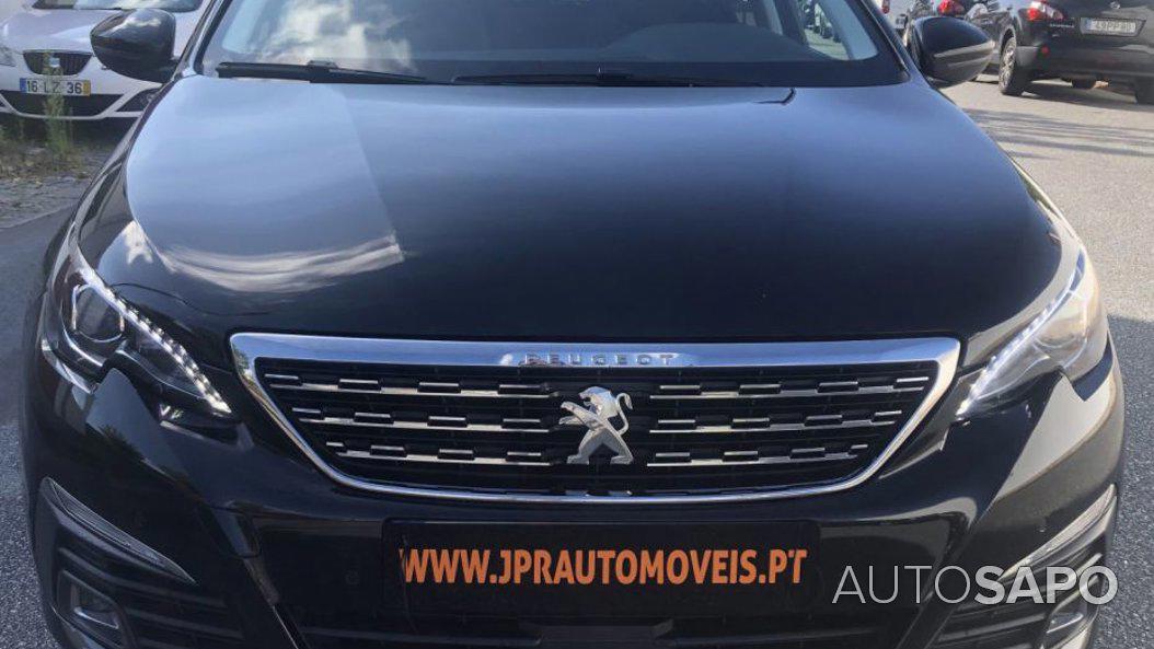 Peugeot 308 1.2 PureTech Allure de 2021