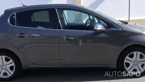 Peugeot 208 1.2 PureTech Allure de 2019