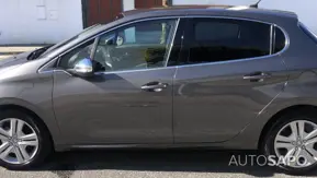 Peugeot 208 1.2 PureTech Allure de 2019