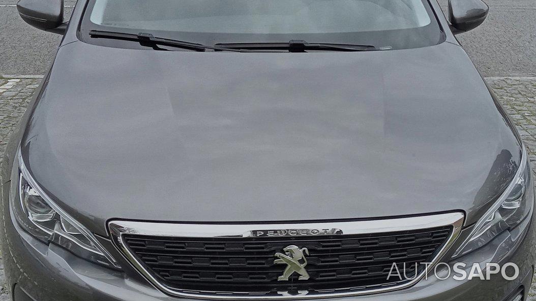 Peugeot 308 1.2 PureTech Allure de 2019