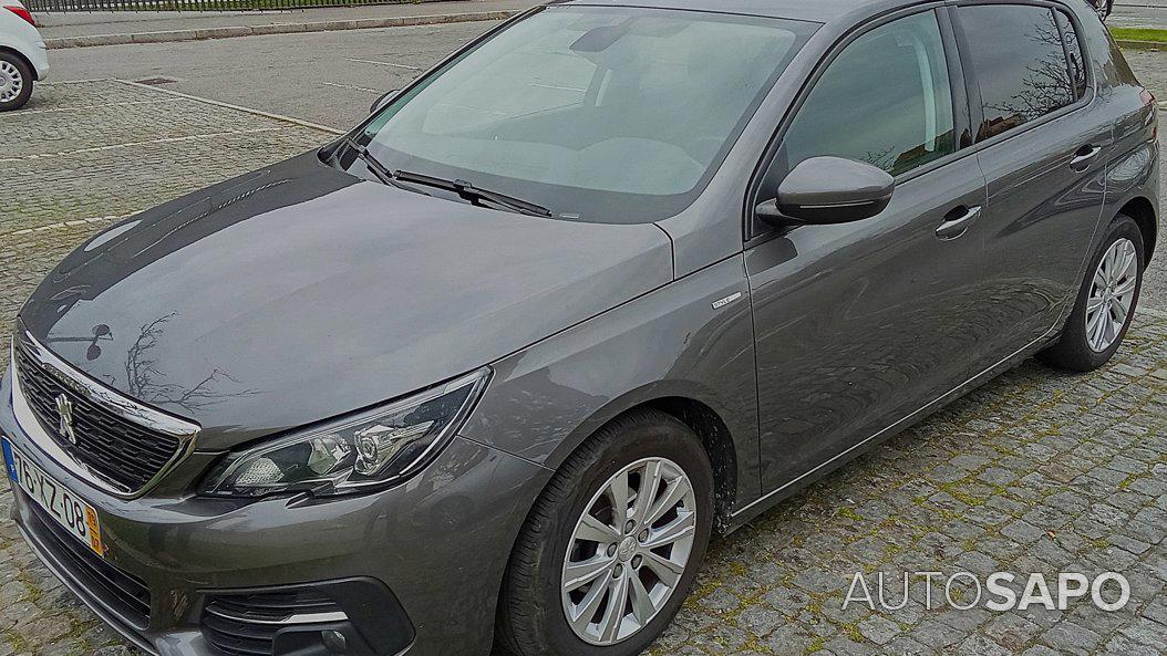 Peugeot 308 1.2 PureTech Allure de 2019