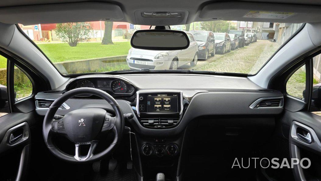 Peugeot 2008 1.2 PureTech Active de 2016