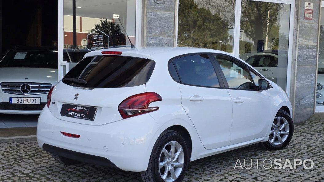 Peugeot 208 1.2 PureTech Active de 2015