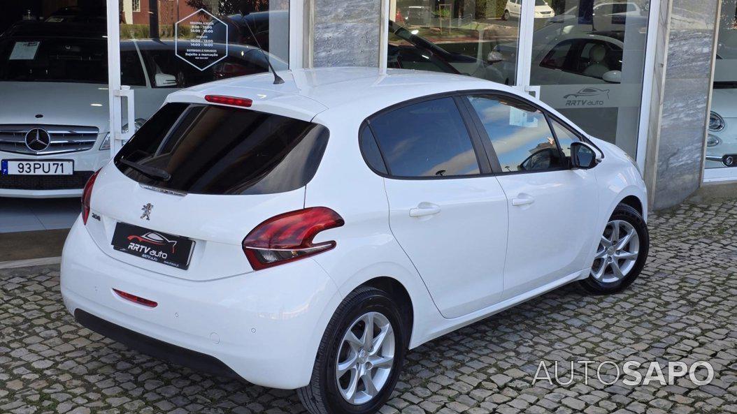 Peugeot 208 1.2 PureTech Active de 2015