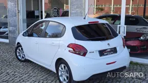 Peugeot 208 1.2 PureTech Active de 2015