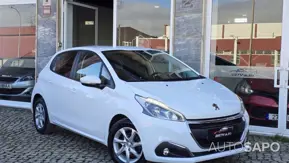 Peugeot 208 1.2 PureTech Active de 2015