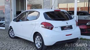 Peugeot 208 1.2 PureTech Active de 2015